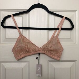 Huit Paris Bralette Women’s Size 32B Blush Wireless NWT Lace